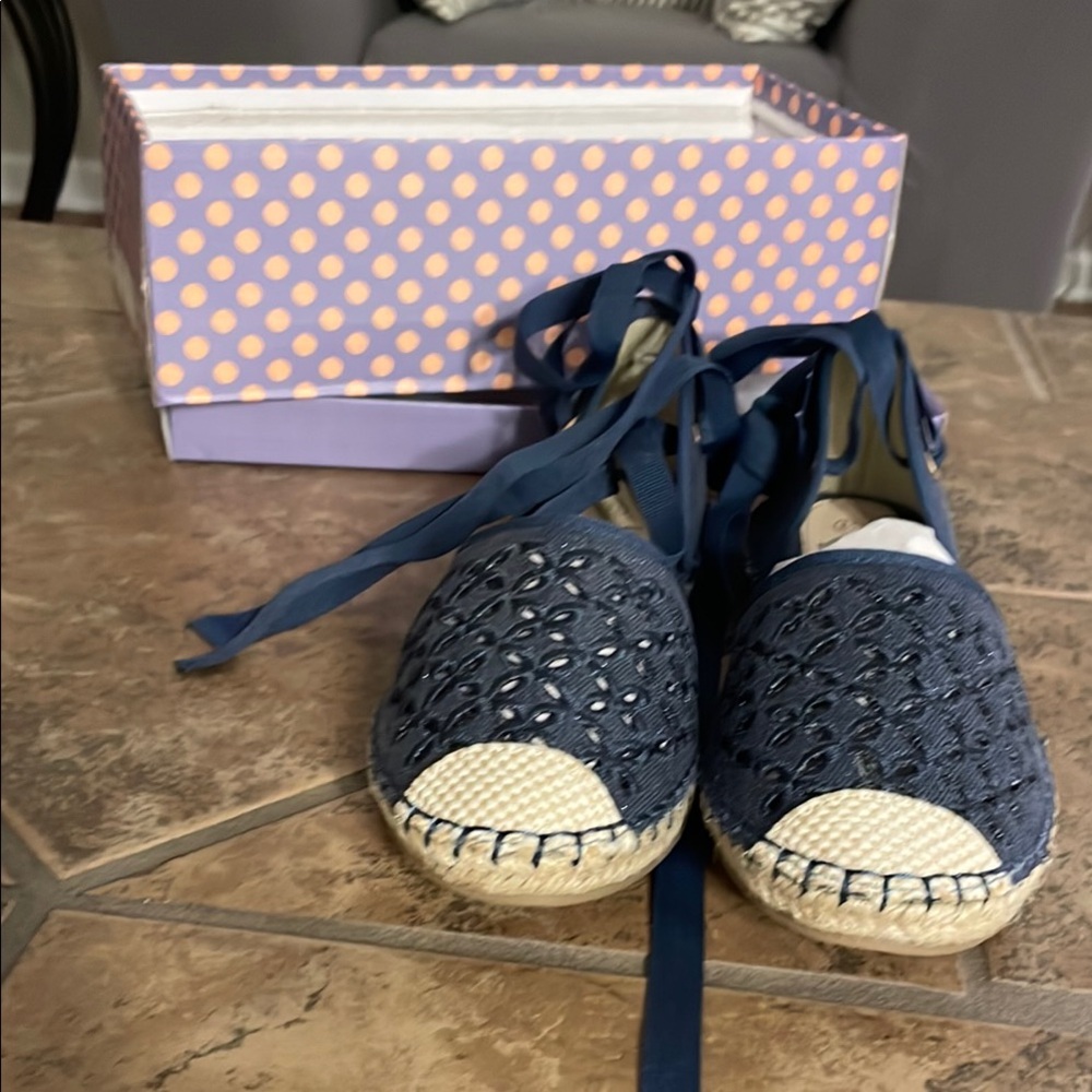 Betani denim colored espadrilles with ankle tie.